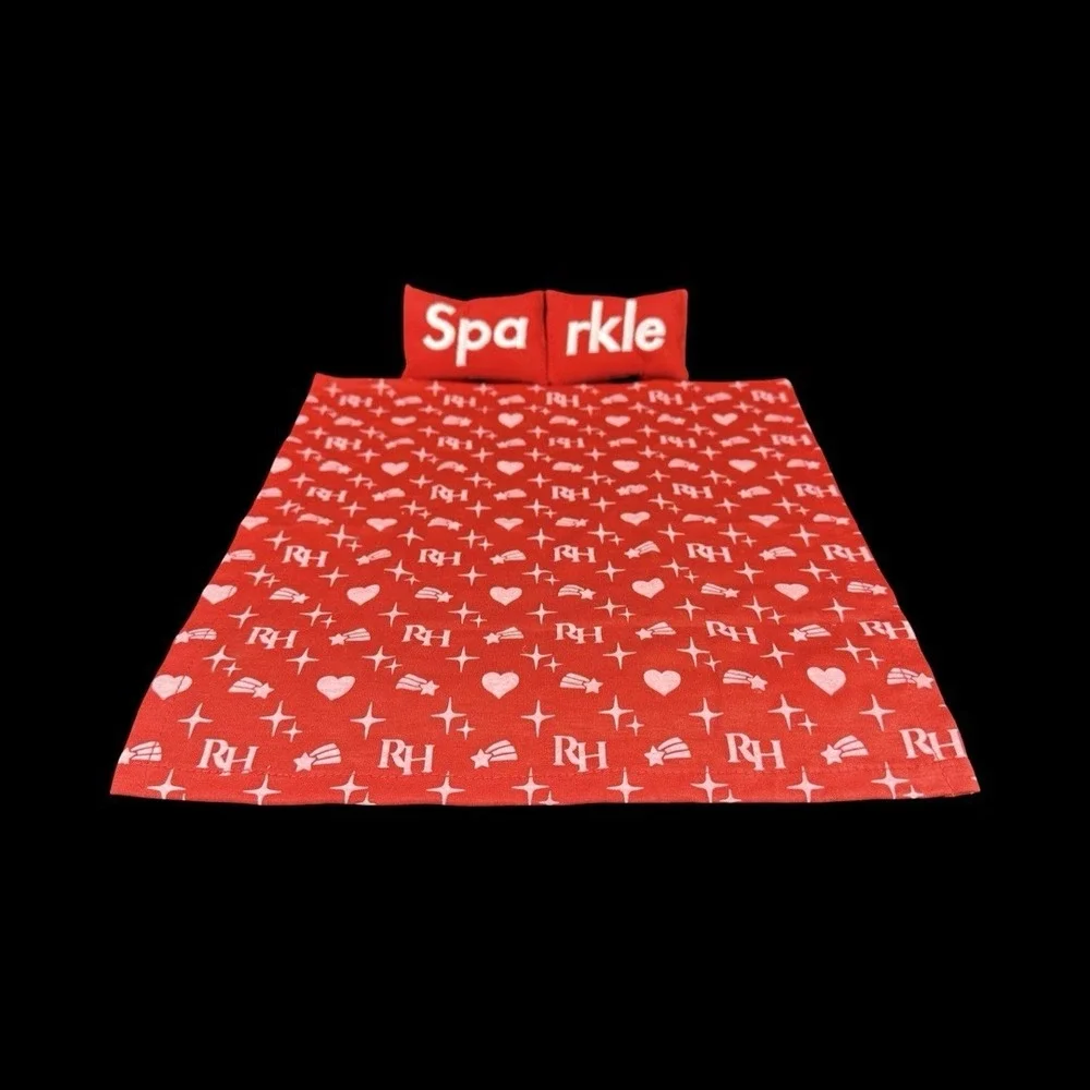 Rainbow High Doll House Bedding Set Red Blanket & 2‎ Sparkle Pillows Replacement